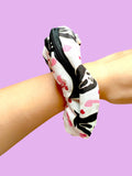 TSDC Stash Scrunchie Mini - 12cm - Ghostface & Hearts - Pink