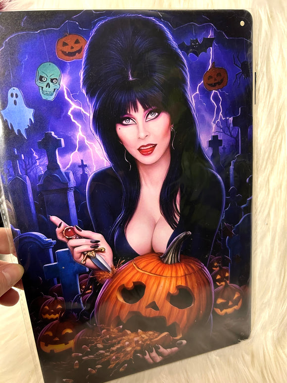 Elvira Halloween - Tin Sign