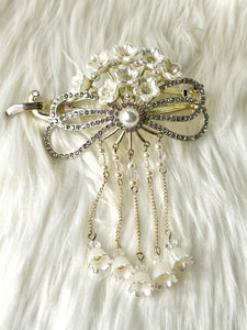 Opulence Hair Clip White