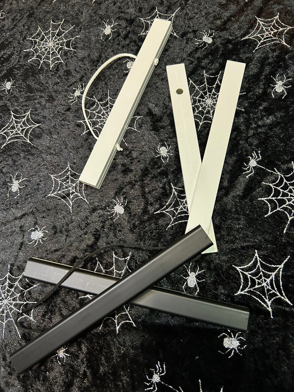 Magnetic Print Hangers 21cm - White