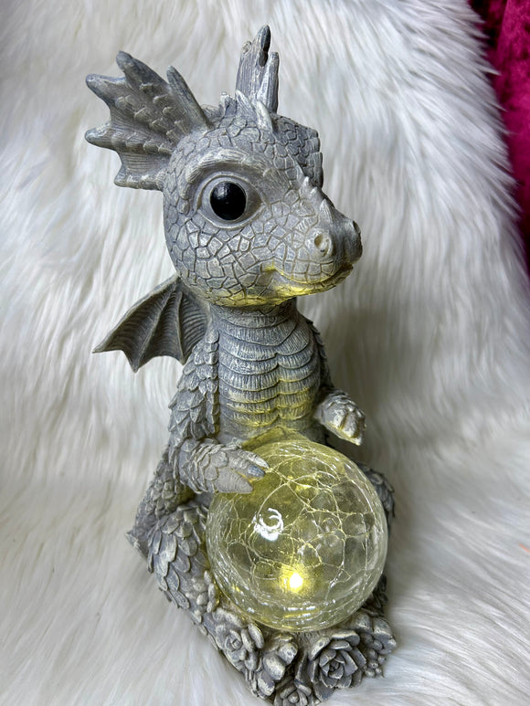 Baby Dragon with light up solar ball 26cm