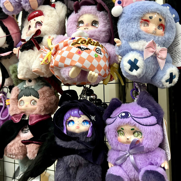 Charm Pop! (LEFT OVER PENDANTS ARE LISTED UNDER ACCESSORIES & KEYCHAINS / BAG PENDANTS)