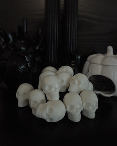 CLEARANCE Large Skull Melts Pk 4 - Candle - Musk - KC Alchemy