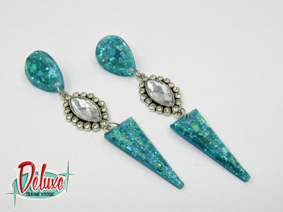 Seafoam Twinkle - Elegant Dangle Earrings