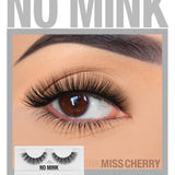 Model Rock - NO MINK / Faux Mink Lashes - MISS CHERRY